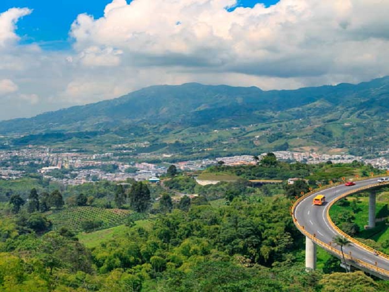 Puente helicoidal en Dosquebradas